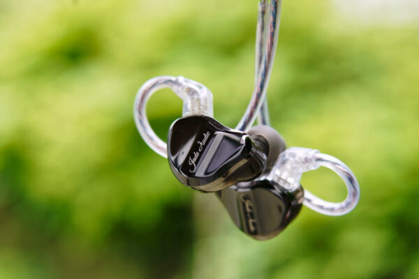 iem-fiio-jd1-headfonia-21
