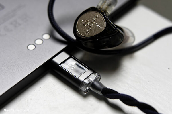 iem-hidizs-st2-pro-nebula-headfonia-32